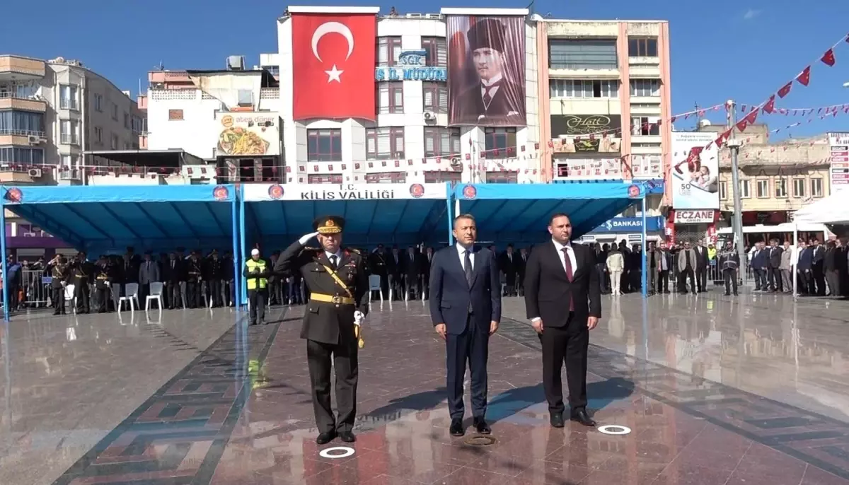 ataturkun kilise gelisi 107 yilinda kutlandi G2W1fEEM.jpg