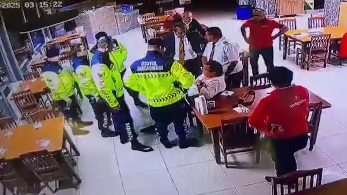 Jandarma, Yemek Yutan Kişiyi Kurtardı jandarma yemek yutan kisiyi kurtardi yvnIZOIP.jpg