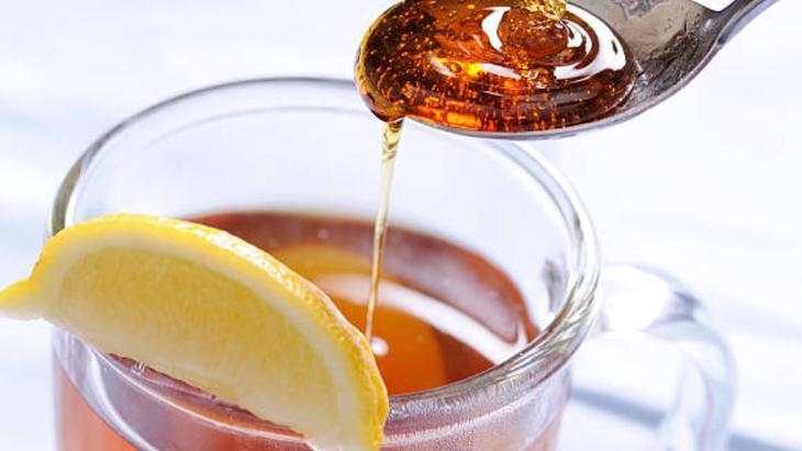 Ballı limon detoks suyu