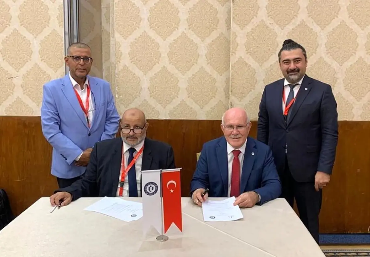 usak universitesi tunusta turk arap universite rektorleri kongresinde is birligi protokolleri imzaladi EYJzQF2E.jpg