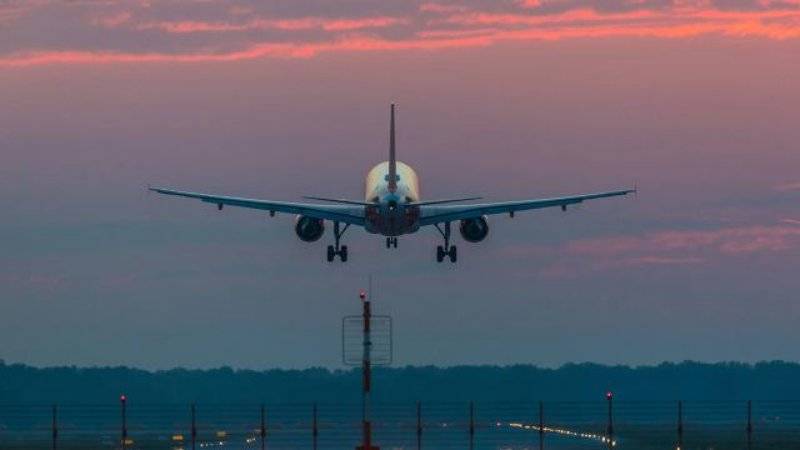 abdde bir yolcu ucagina bomba ihbari yapildi ucuslar durduruldu sEMpqJYS.jpg