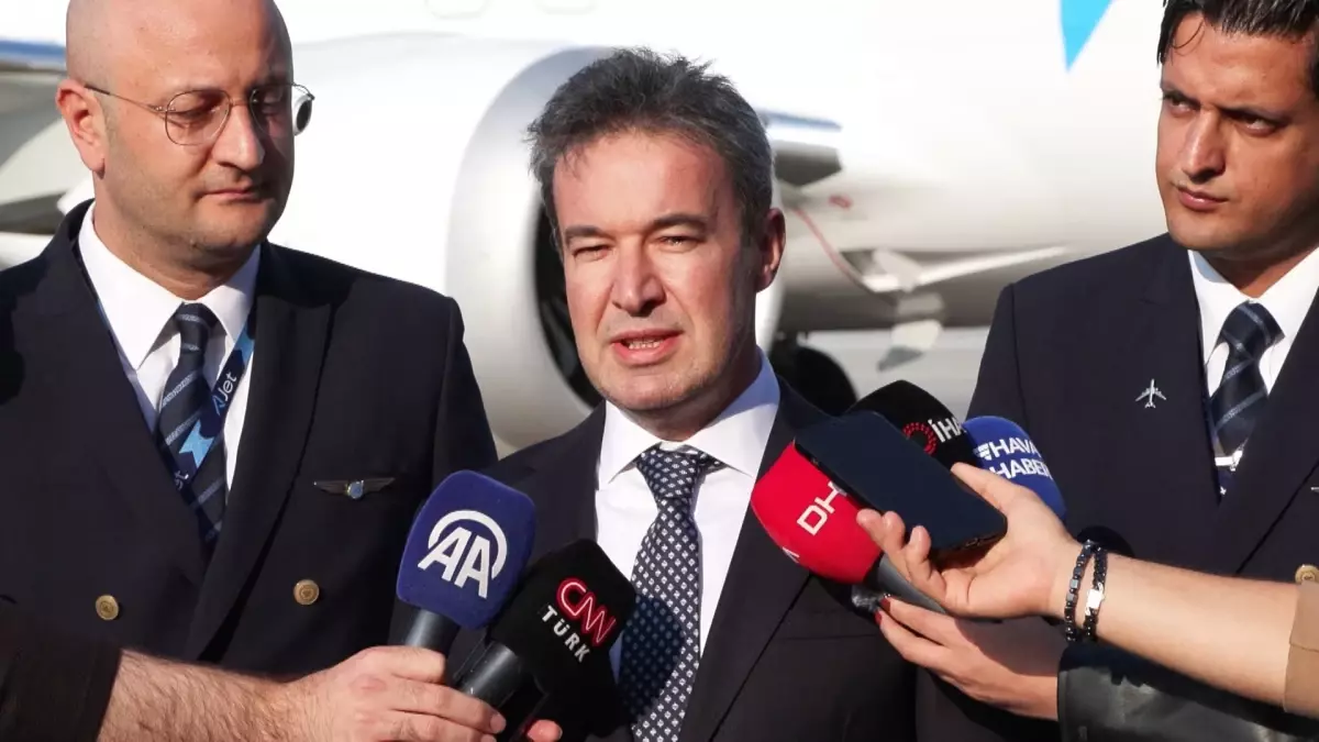 ajetin 7 yeni ucagi istanbula indi WdYjzV23.jpg