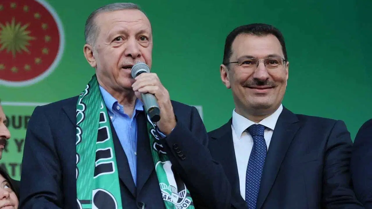 akpnin erdogani yeniden aday yapma stratejisi secimin 2027de yapilmasi gerekmiyor CnBiNp6Z.jpg