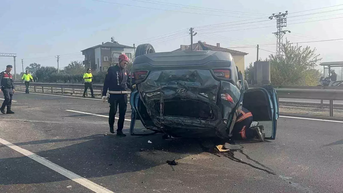 pamukovada otomobil takla atti 2 yarali J8VZHSpY.jpg