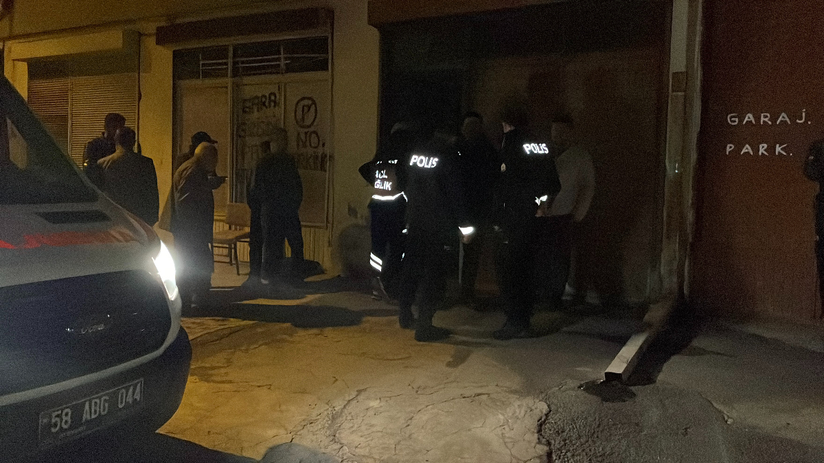 sivasta garaja inen kadin esinin cansiz bedeniyle karsilasti g7wl3UhS.jpg