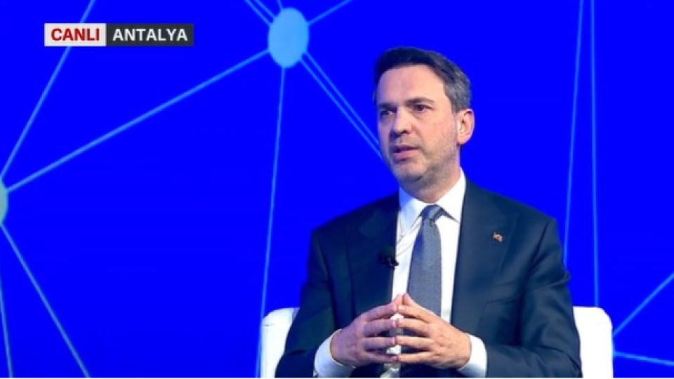 bakan-bayraktar-umuyorum-yeni-bir-fiyat-duzenlemesi-yapmak-durumunda-kalmayiz-6UY5igFb