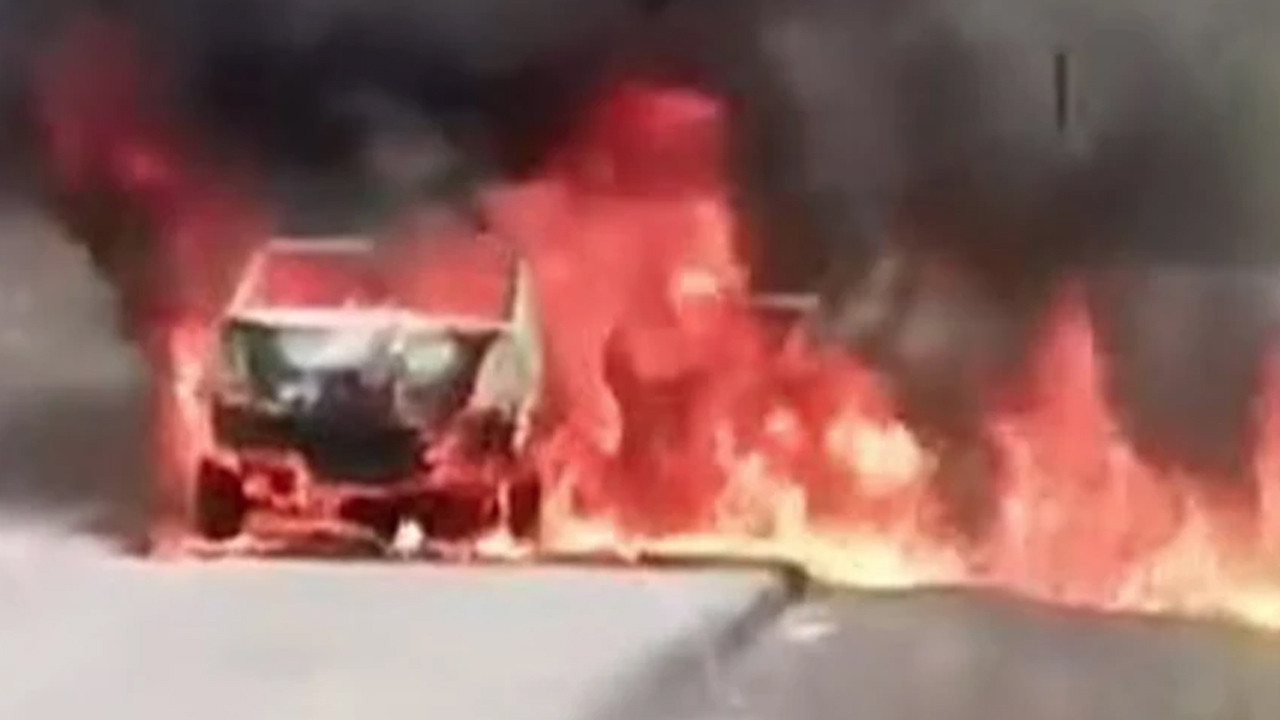 Kırklareli’de Fren Arızası Sonucu Otomobil Alev Alev Yandı