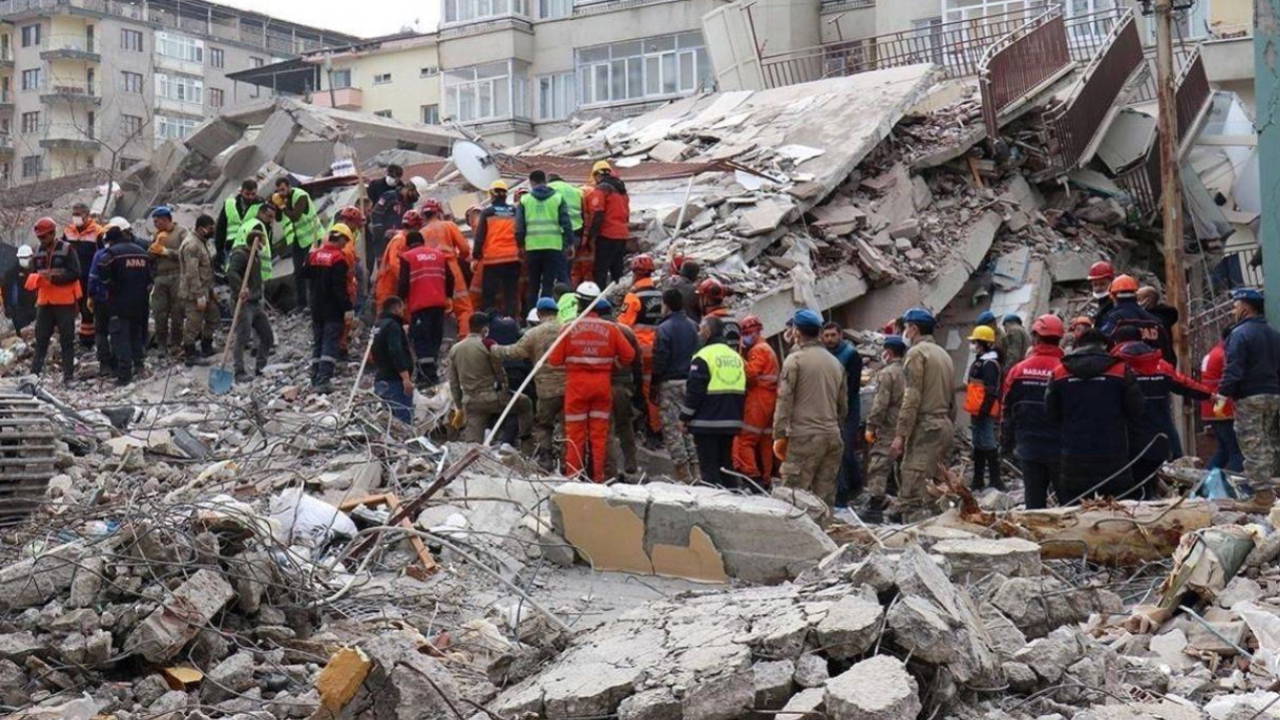 Nusret Bey Apartmanı Davasında Hapis Cezası: İki Kamu Görevlisine 7 Yıl 6 Ay ile 8 Yıl 4 Ay Arasında Ceza Verildi