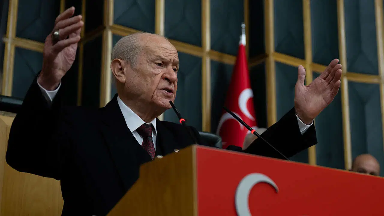 devlet-bahceli-pkk-elebasi-abdullah-ocalanin-gorev-tanimini-acikladi-7-maddelik-yol-haritasini-duyurdu-k9DMLix9