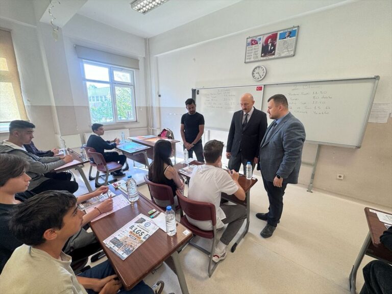 kirklareli-milli-egitim-muduru-altinoz-okul-ziyaretlerini-surduruyor-F3h6q2lM-1